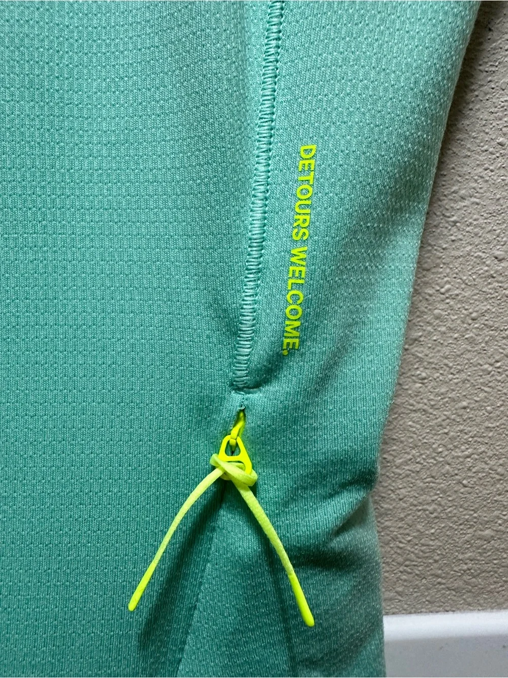 lululemon athletica Mint Green Sleeveless Athletic Tank with Neon Accent